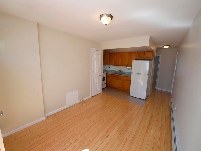  2 BR,  1.00 BTH  Apartment style home in Rockaway Beach