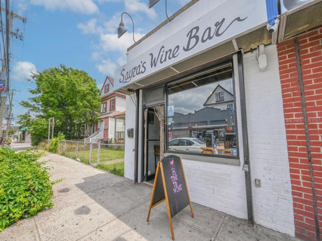Studio, 0.00 BTH Business style home in Rockaway Beach