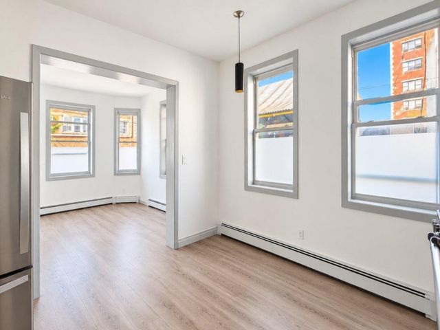 1 BR, 1.00 BTH Apartment style home in Rockaway Beach